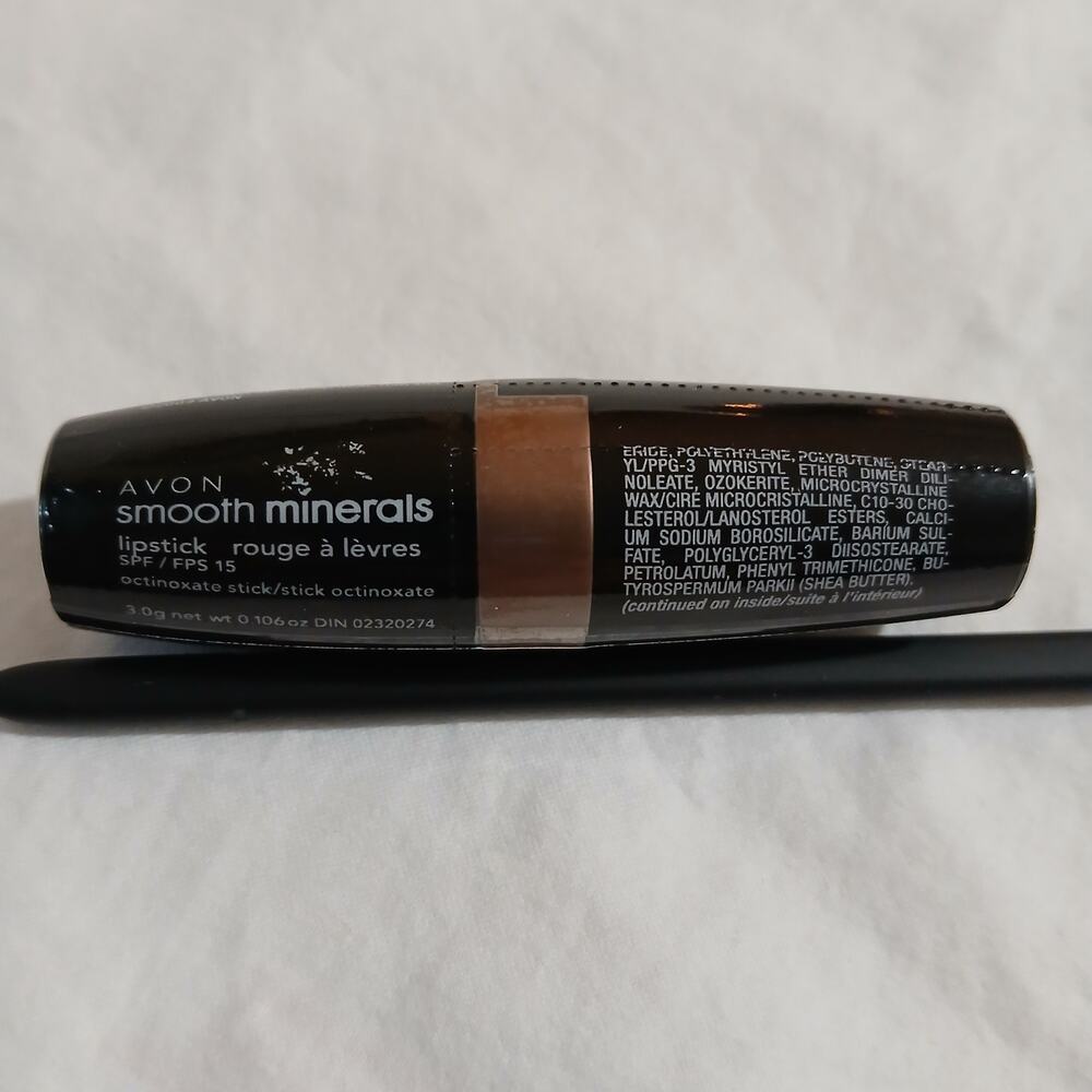 Avon Smooth Minerals lipstick M500 ISLAND PEARL spf 15 NEW SEALED TUBE